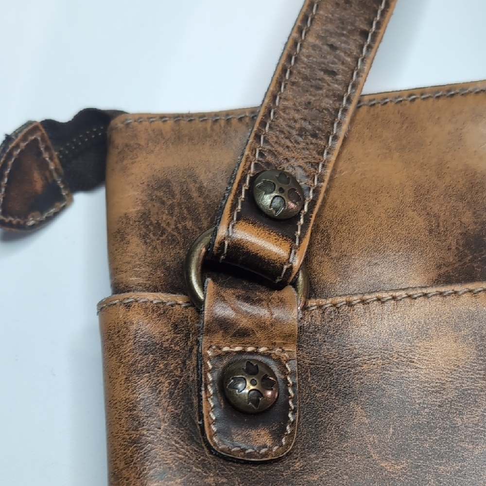 Patricia Nash Sling Messenger Crossbody Bag - Picture 6 of 16